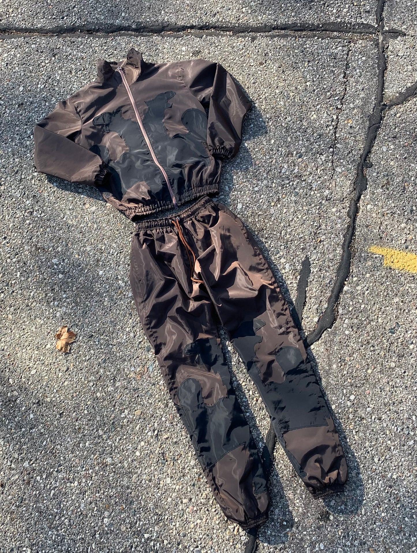 GOODFELLAS DNA TRACKSUIT BROWN AND BLACK