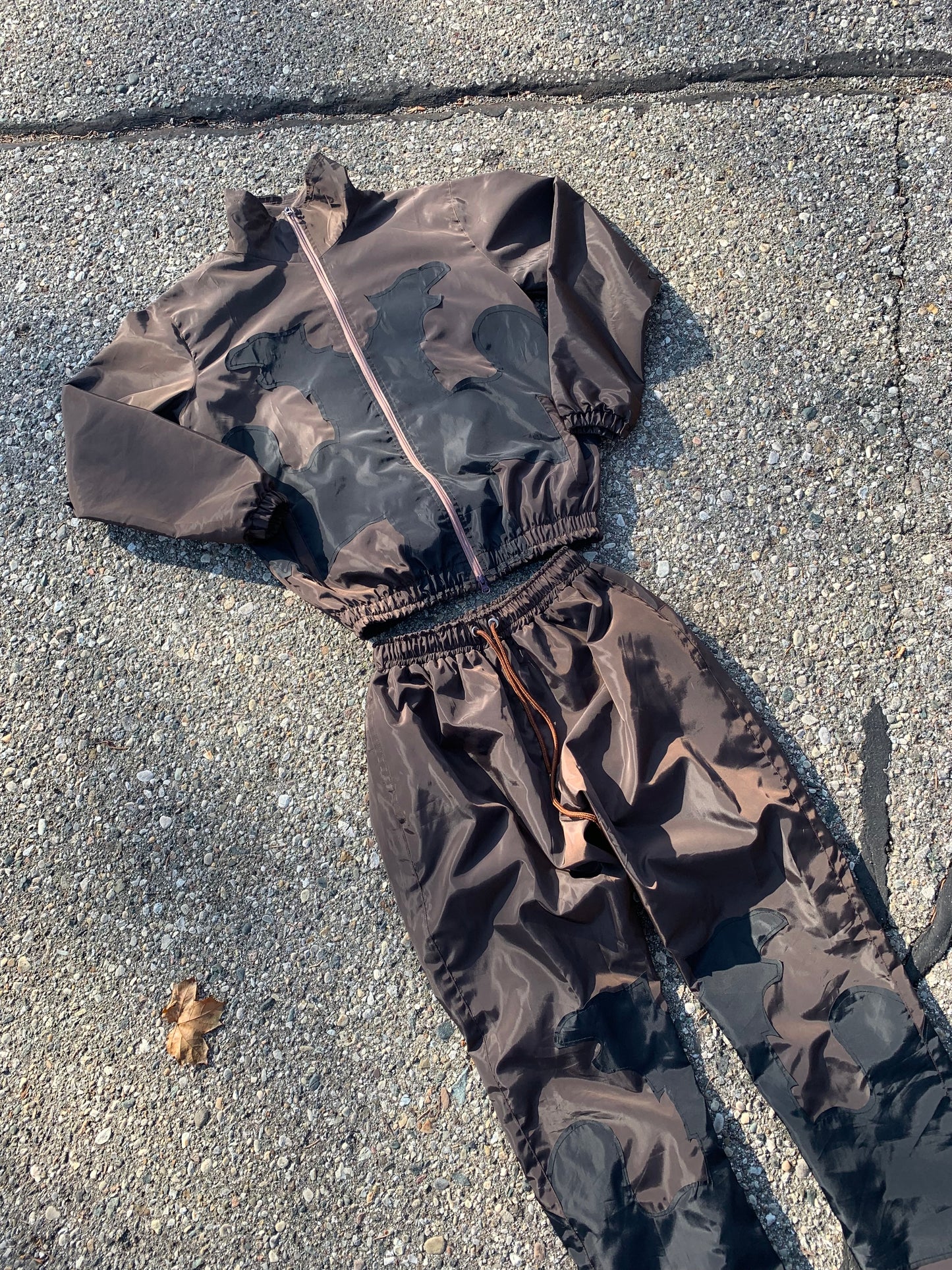 GOODFELLAS DNA TRACKSUIT BROWN AND BLACK